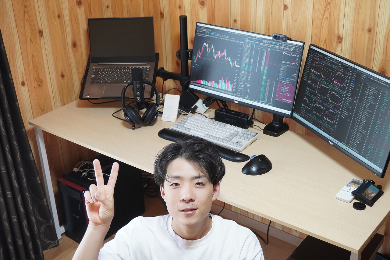 株トレード環境】使っているモニター・パソコン紹介【ハイパーSBI2】